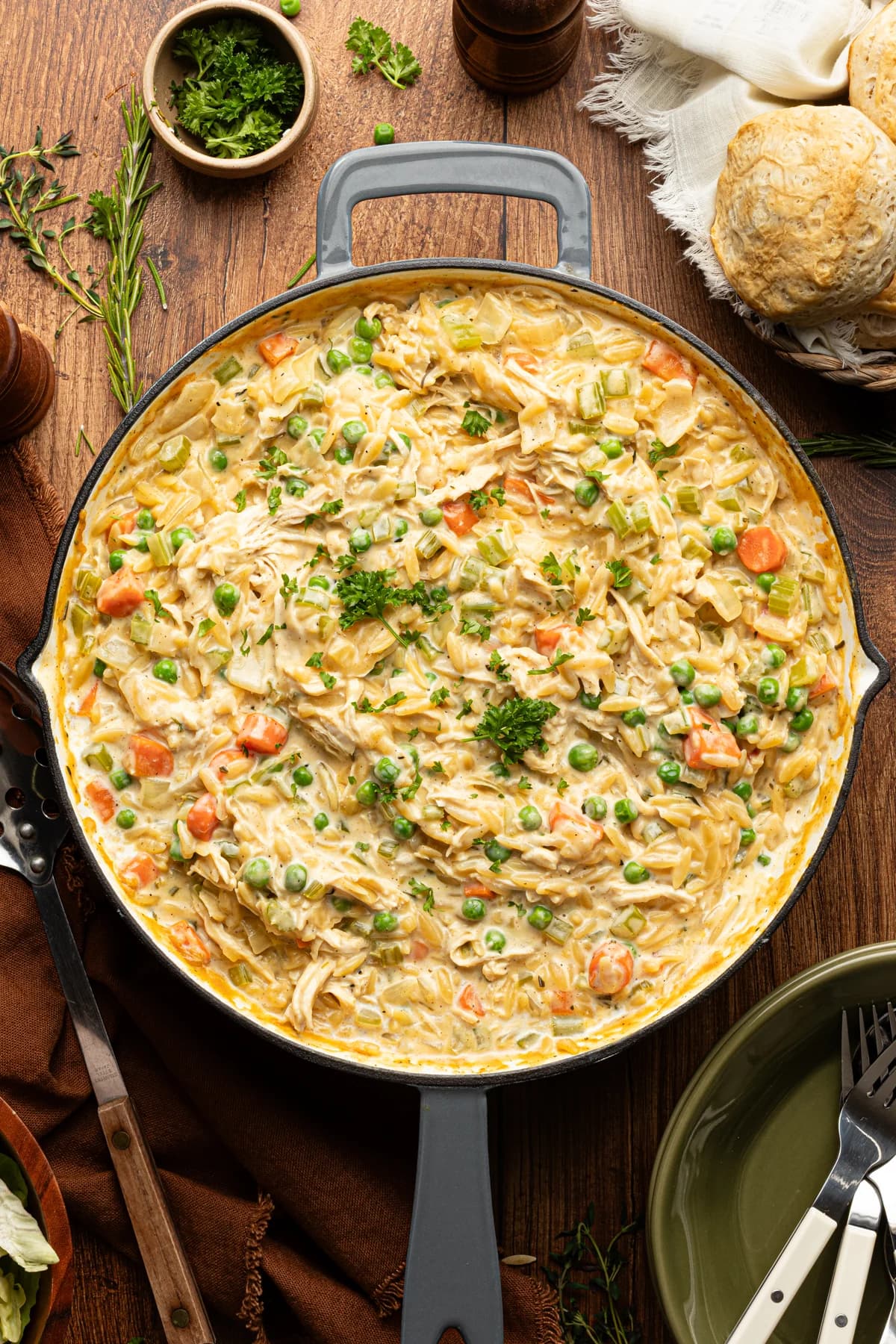 Chicken Pot Pie Orzo: Creamy One-Pot Dinner with Vegetables