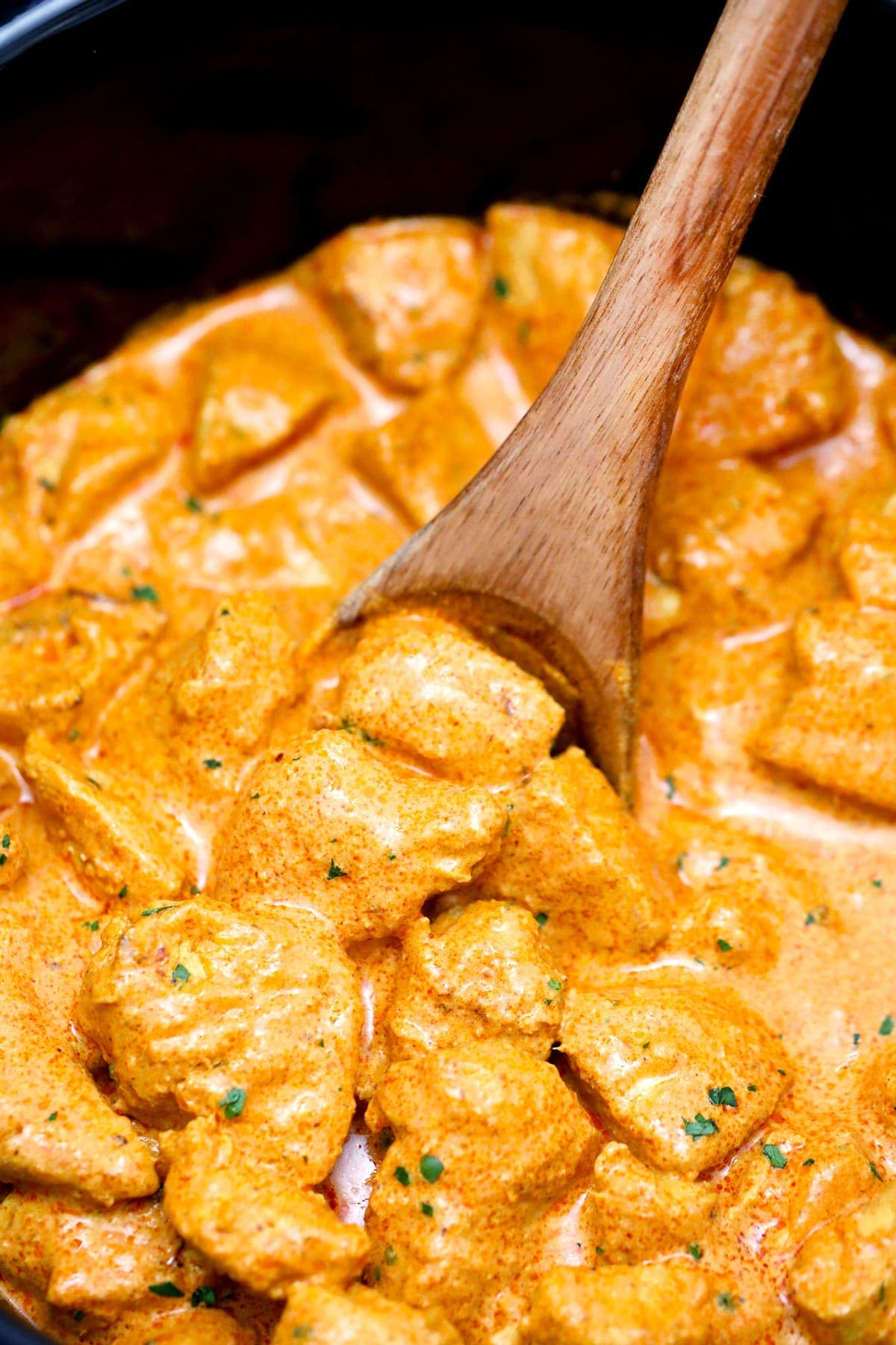Slow Cooker Butter Chicken With Tomato Cream Curry Sauce