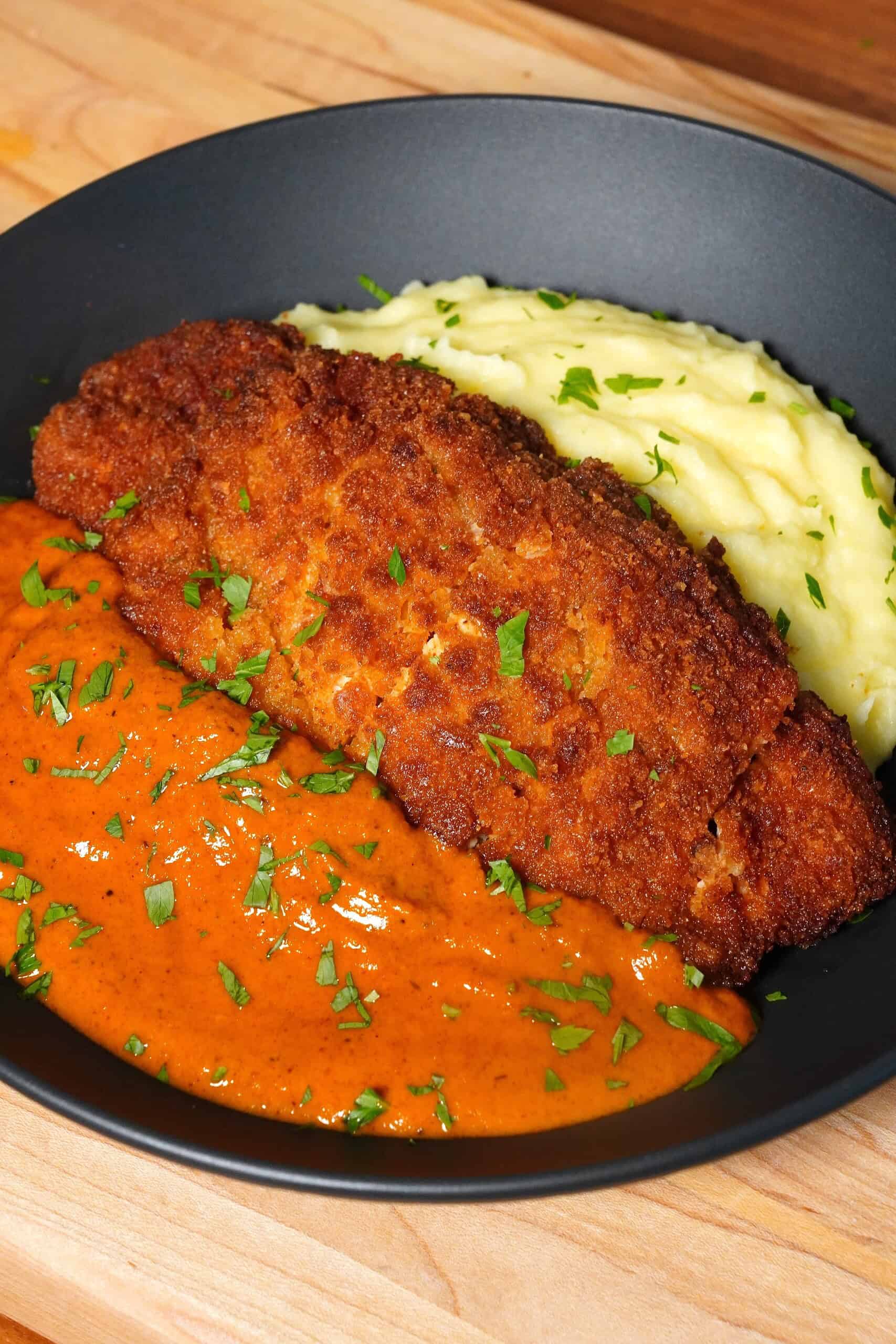 Marry Me Crispy Chicken with Creamy Sun-Dried Tomato Sauce