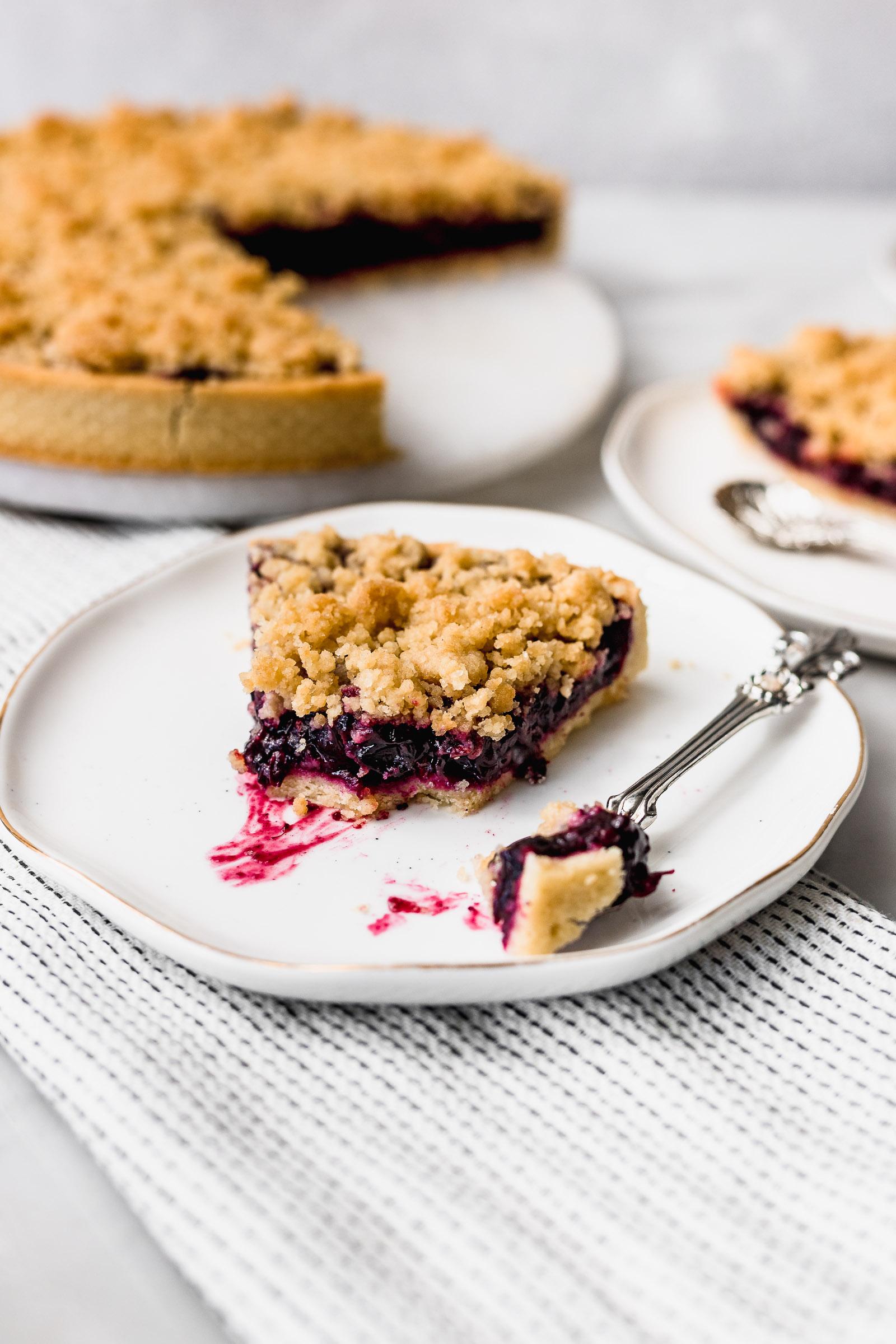 Mixed Berry Crumble Tart