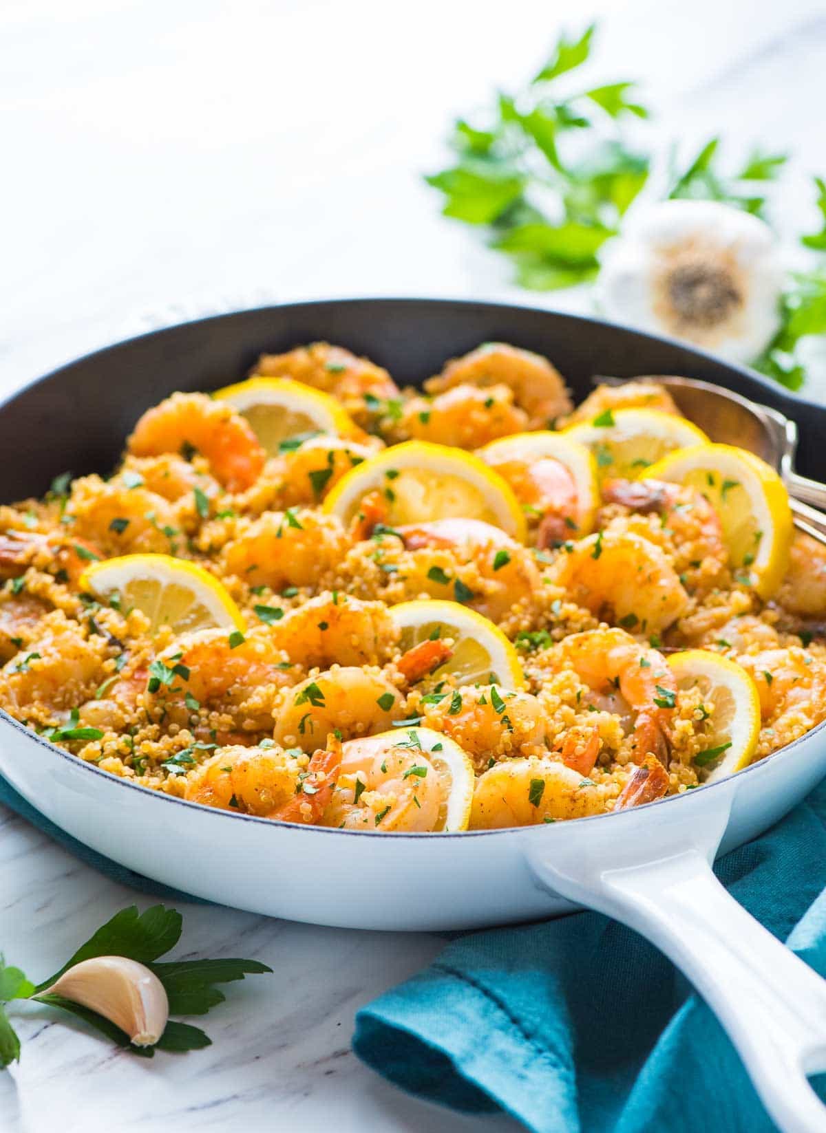 Garlic Shrimp with Quinoa: One-Skillet Lemon Garlic Dinner