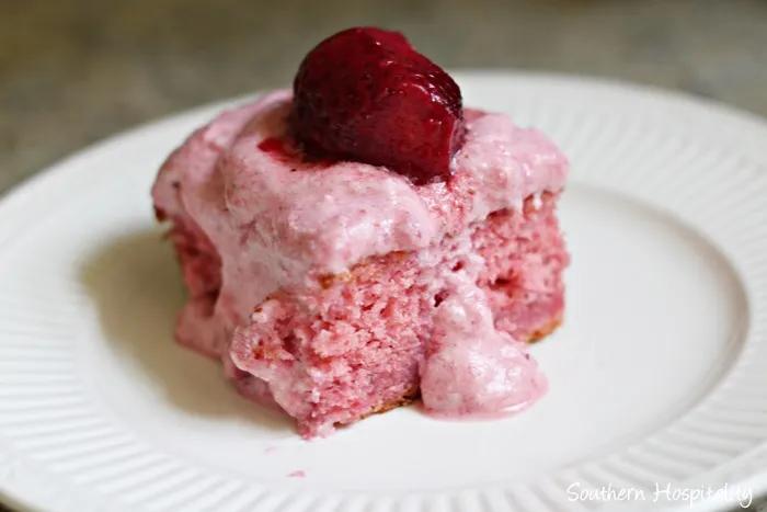 Best Ever Strawberry Cake